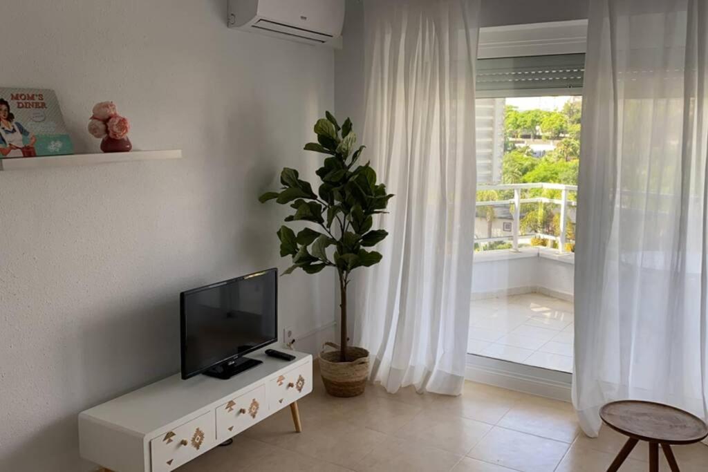 Apartamento Sajalin Салоу Экстерьер фото